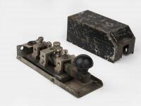 TELEGRAPH KEY: A World War II WT8 Amp No.2 telegraph key - 2