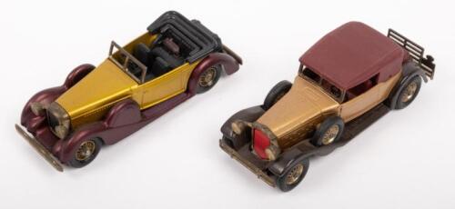 LAGONDA DROPHEAD, PACKARD VICTORIA: Two 1:43 scale Models Of Yesteryear models including a 1938 Lagonda Drophead Coupe and a 1930 Packard Victoria