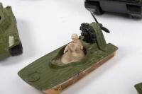 MILITARY MODELS: A group of assorted military themed infantry models - 2