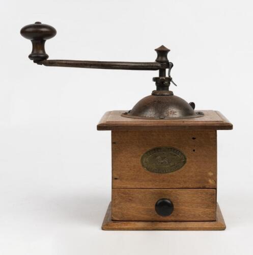 PEUGEOT: A Peugeot 'R Puis I A Partir De 1930' model coffee grinder