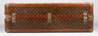 LOUIS VUITTON: An early&nbsp;20th century Louis Vuitton monogram print wardrobe trunk, 33cm high, 101cm wide, 55cm deep - 16