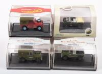 OXFORD: Two 1:76 scale Oxford Railway Scale Land Rover models, includes a 88 inch open roof model and a Series I 88 Inch hard top, in perspex cases