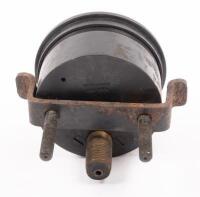 ROLLS ROYCE: An early 30 PSI oil pressure&nbsp;gauge by Dewrance of London marked to face 'ROLLS-ROYCE',&nbsp;7cm diameter overall - 2