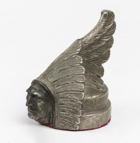 PONTIAC: A late 1920's Pontiac American Indian Chief radiator cap