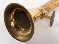 HORN: A long brass horn with adjustable hose, with two mounting brackets, 1.10m long - 3