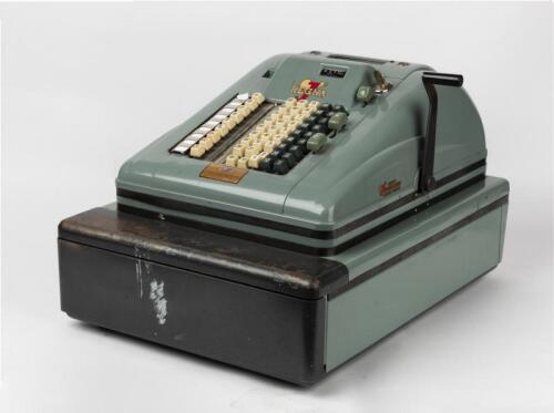 CASH REGISTER: A 1950's Regna cash register