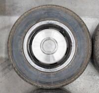 SILVER SHADOW: A set of four circa 1970s Rolls Royce Silver Shadow 15 inch wheels with tyres, wheel rings and hubcaps - 4