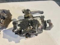 JAGUAR: A pair of Jaguar MKII / S-Type steering boxes [Location: Sydney] - 7
