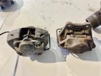 JAGUAR: A group of miscellaneous Jaguar Mark II / S-Type brake and suspension parts. [Location: Sydney] - 4