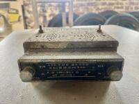 ROADSTAR: An early Roadstar car radio, suitable for restoration, untested. [Location: Sydney]