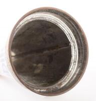 MOBIL: An original Mobiloil '40 AF' grade tin top oil pourer with dust cap - 3