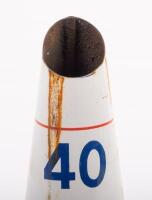 MOBIL: An original Mobiloil '40 AF' grade tin top oil pourer with dust cap - 2