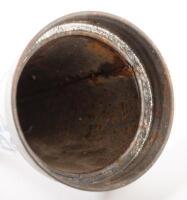 MOBIL: An original Mobiloil '40 AF' grade tin top oil pourer with dust cap - 3