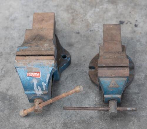 179 · VICES: Two circa 1970s work bench mounted vices one bearing the sticker of (Kasinka)
