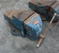 VICES: Two circa 1970s work bench mounted vices one bearing the sticker of (Kasinka)&nbsp; - 3
