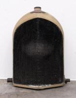 BENTLEY: A Bentley 3-litre W.O&nbsp;'red label'&nbsp; radiator with core and surround, 70cm high, 50cm wide&nbsp;