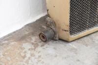 BENTLEY: A Bentley 3-litre W.O&nbsp;'red label'&nbsp; radiator with core and surround, 70cm high, 50cm wide&nbsp; - 9