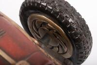 RACING CAR: A composite model of a vintage open wheel&nbsp;racing&nbsp;car and driver, approx 51cm long&nbsp; - 3