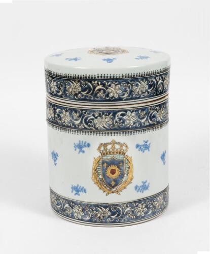 PORCELAIN BARREL: A large French porcelain cylindrical lidded barrel with monogram of 'Chateau Versailles' (25.5cm high)