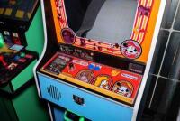 'Donkey Kong' Nintendo American dedicated upright cabinet - 4