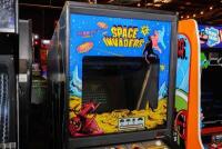 Iconic&nbsp;'Space Invaders' Midway's upright dedicated American cabinet - 2