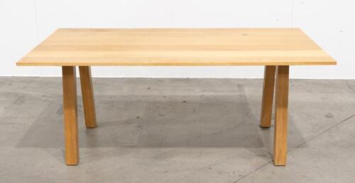 15C · TABLE: An elegant timber table, believed to be made from oak, 73cm high, 180cm wide, 90cm deep