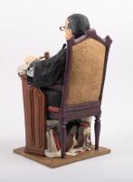 FORCHINO: A limited edition (No.00508) resin artwork by French Artist Guillermo Forchino titled 'The Judge', approximately 38cm high, features a comical interpretation of a judge behind the bench - 3