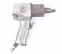 IMPACT TOOL: A Shinano&nbsp;branded air wrench impact tool half inch drive
