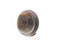 MOBIL: An original Mobil Mobiloil '20 ARCTIC' tin top pourer for oil bottles, complete with dustcap - 3