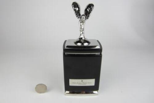 ROLLS-ROYCE: A 'Rolls-Royce Motor Cars Goodwood' desk piece