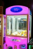 'The Claw' 900 x 900 machine, not in working order and prizes included may not represent photos by the close of the auction - 2