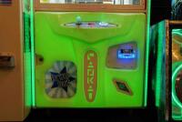 'The Claw' 900 x 900 machine, not in working order and prizes included may not represent photos by the close of the auction - 3