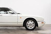 1995 Jaguar Sovereign 4.0L[Location: Melbourne] - 69