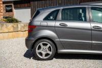 2010 Mercedes-Benz B200 Hatchback [Location: Sydney] - 5