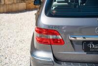 2010 Mercedes-Benz B200 Hatchback [Location: Sydney] - 32