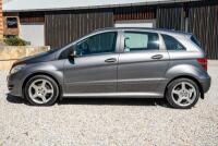 2010 Mercedes-Benz B200 Hatchback [Location: Sydney] - 34