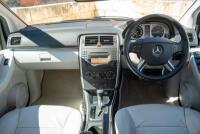 2010 Mercedes-Benz B200 Hatchback [Location: Sydney] - 57