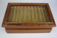 PEN DISPLAY CASE - A fine table top display case produced by Agresti with Briarwood in Florence, Italy