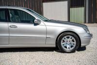 2003 Mercedes-Benz E320 Elegance Sedan [Location: Sydney] - 10