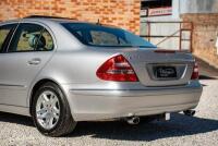 2003 Mercedes-Benz E320 Elegance Sedan [Location: Sydney] - 47