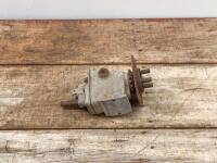 GEARBOX: A pre-war gearbox, possibly Albion - 2