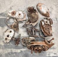 BSA BANTAM: A group of assorted BSA Bantam engine parts