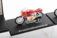IXO MODELS: Three 1:24 scale IXO motorcycle models in perspex cases - 2