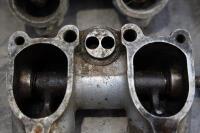 TRIUMPH: A group of assorted Triumph 1950s 650cc twin engine parts - 3