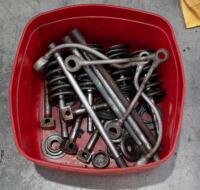 TRIUMPH: A Triumph 1944 aircraft generator and engine parts to assemble a Grand Prix replica - 4