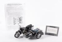 BMW: A Franklin Mint 1:10 scale 1957 BMW R-50 motorcycle & sidecar model, comes with an information sheet