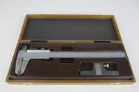 MEASURING DEVICES: Five high-quality measuring devices - 7