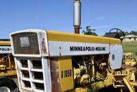 1970 Minneapolis-Moline/Oliver G1050 Tractor with Cabin - AMENDED - 8