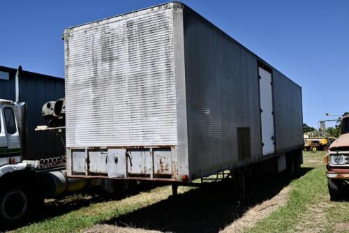 Fruehauf Bogie 40ft Dual Axle Dry Freight Trailer