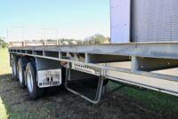 Tri-axle Flatbed Trailer - 4